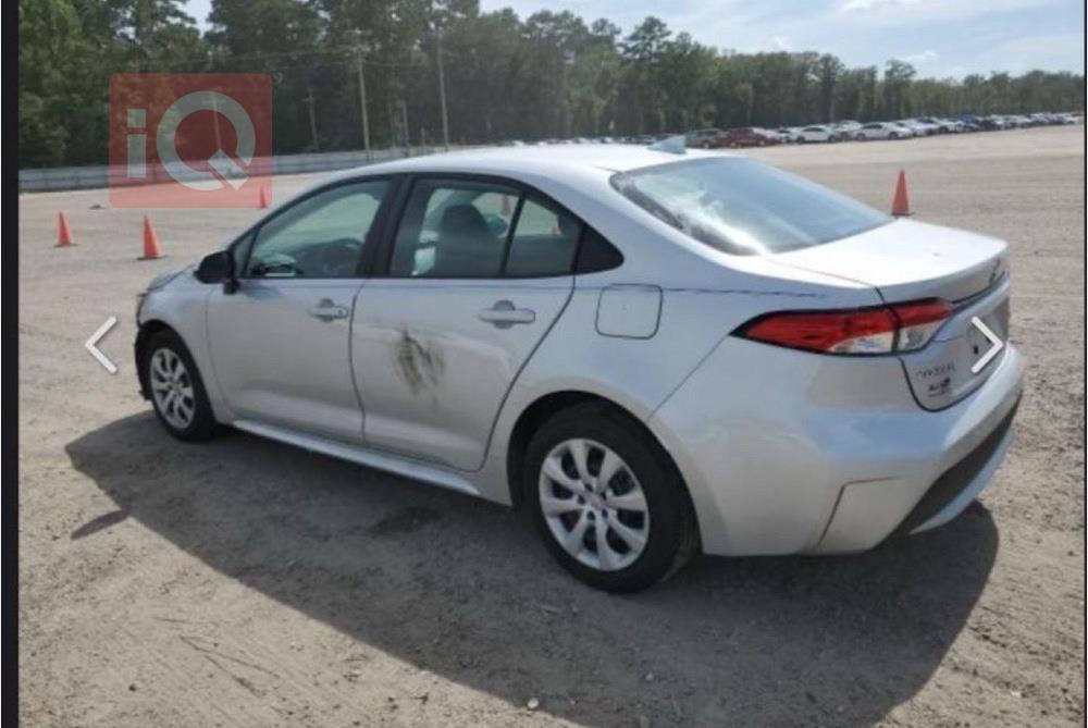 تۆیۆتا کۆرۆلا